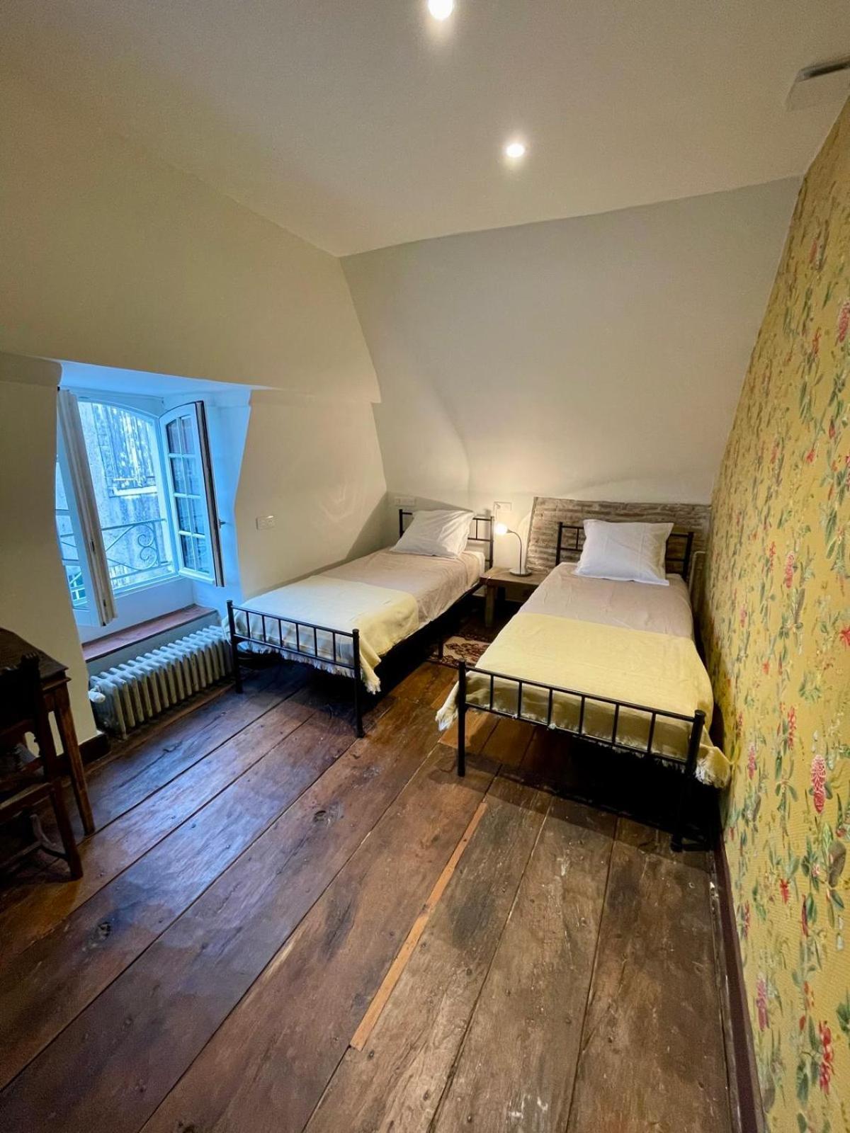 Bed and Breakfast Jardin Des Remparts Orthez Exterior foto