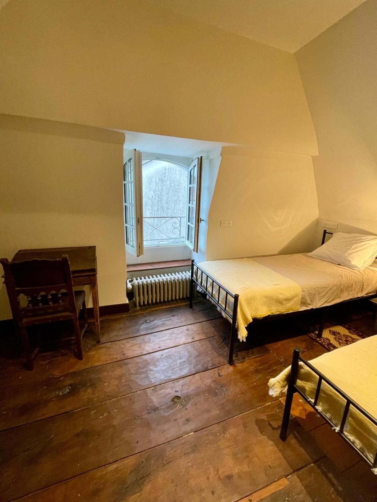 Bed and Breakfast Jardin Des Remparts Orthez Exterior foto