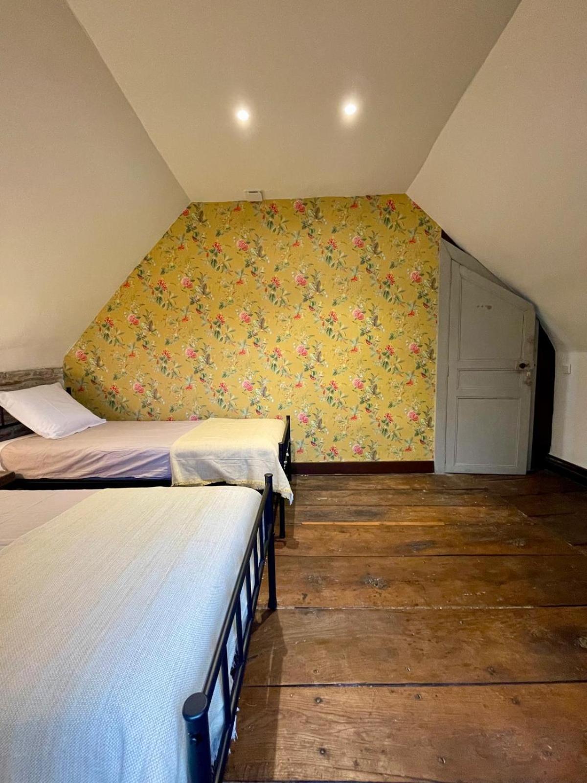 Bed and Breakfast Jardin Des Remparts Orthez Exterior foto