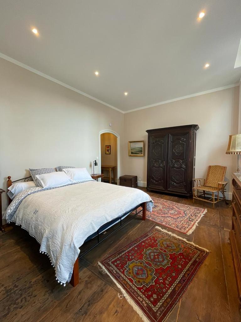 Bed and Breakfast Jardin Des Remparts Orthez Exterior foto